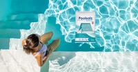 Frau im Pool